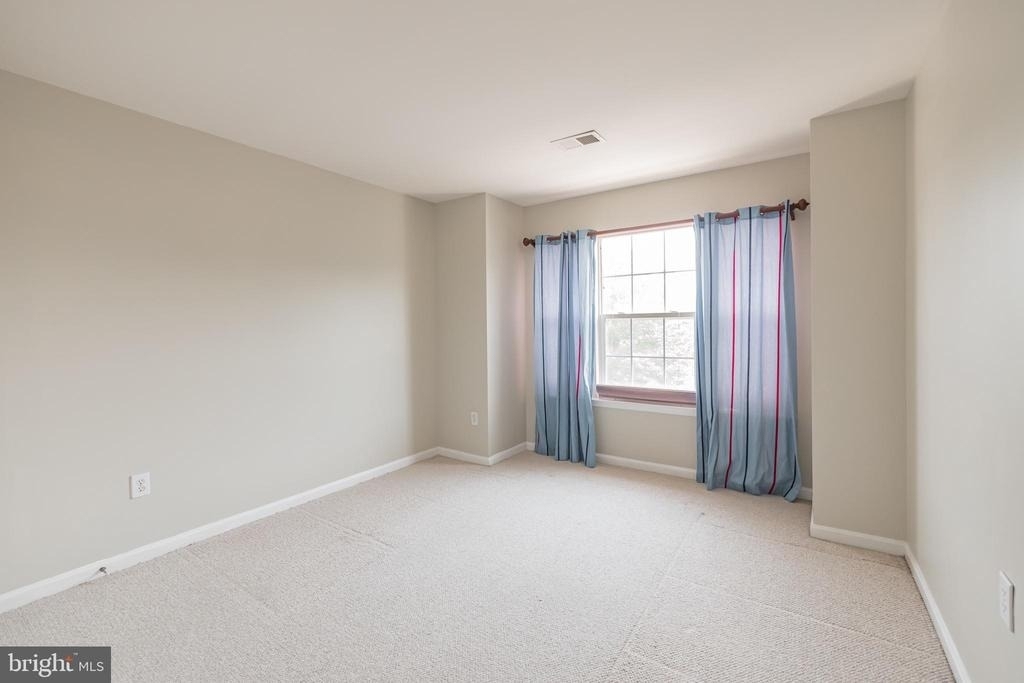 11715 Gunners Drive - Photo 13