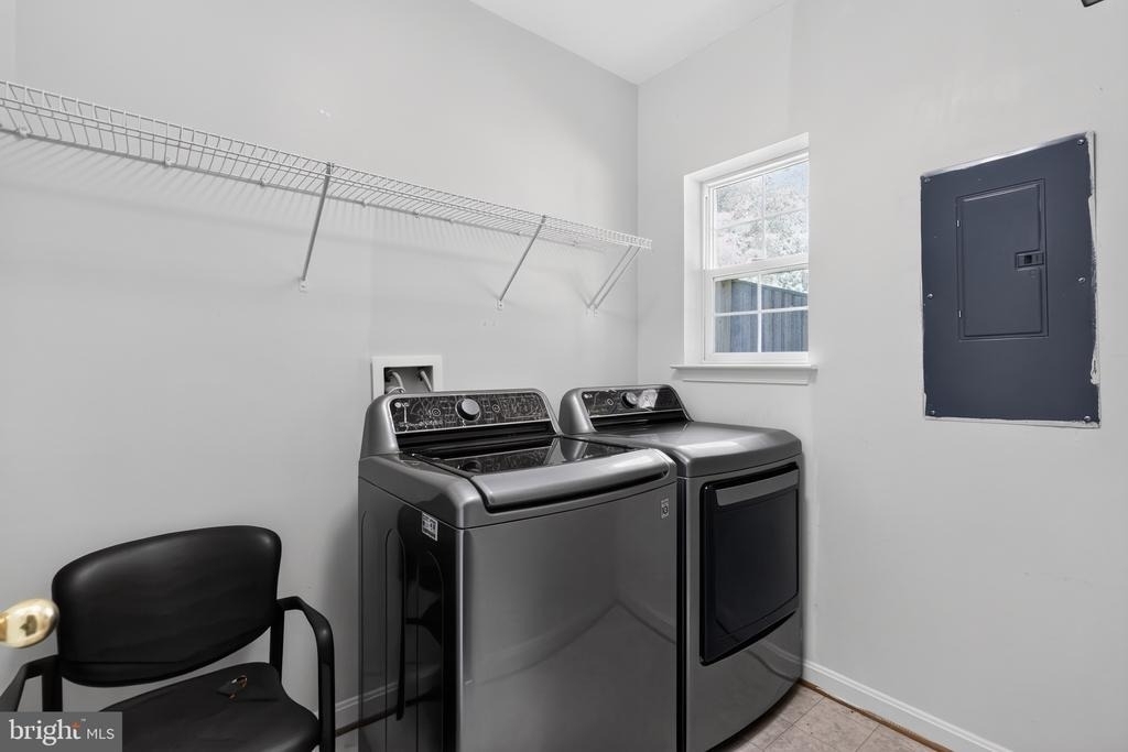 11715 Gunners Drive - Photo 40