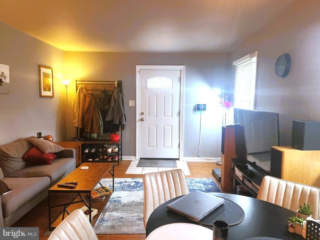 502 Lincoln Street - Photo 4