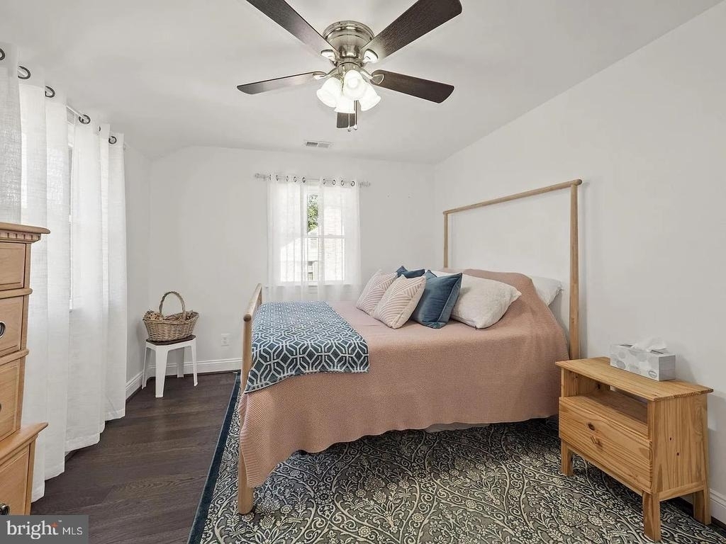 2605 Arcola Avenue - Photo 14
