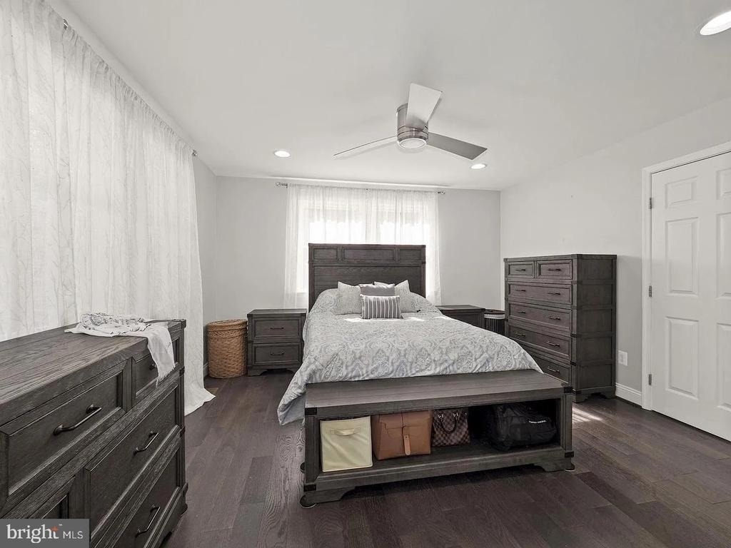 2605 Arcola Avenue - Photo 12