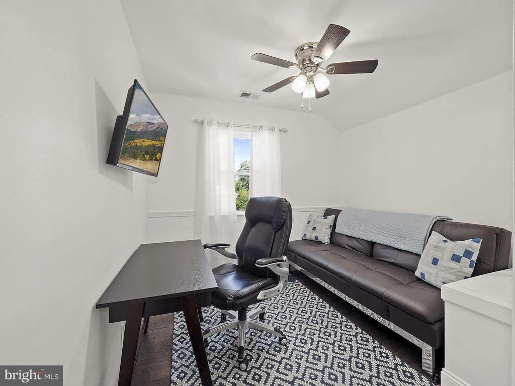 2605 Arcola Avenue - Photo 20