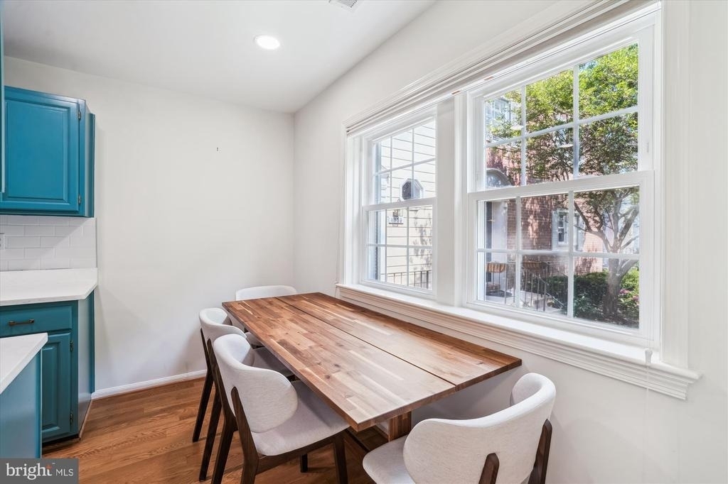 4934 Bradley Boulevard - Photo 8