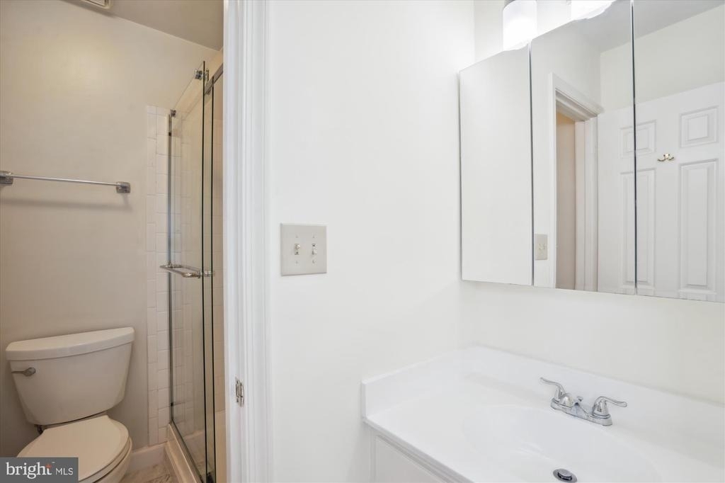 4934 Bradley Boulevard - Photo 23