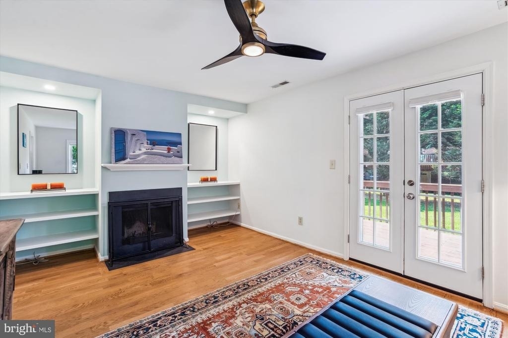 4934 Bradley Boulevard - Photo 10