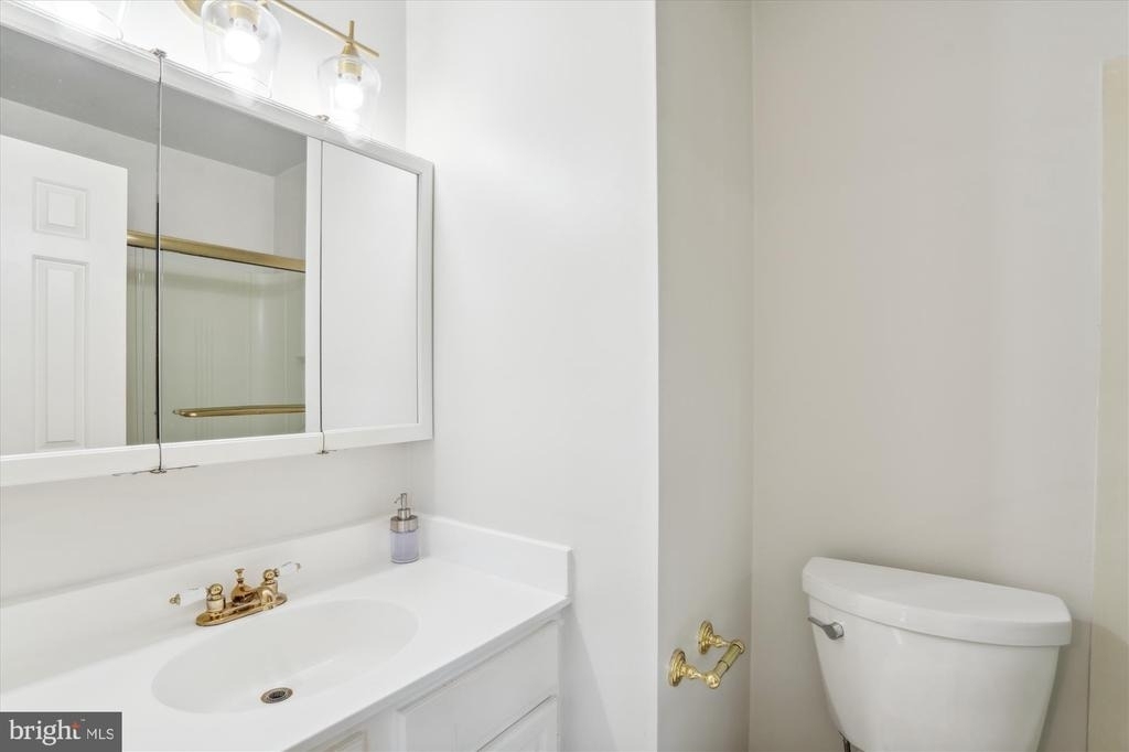 4934 Bradley Boulevard - Photo 18