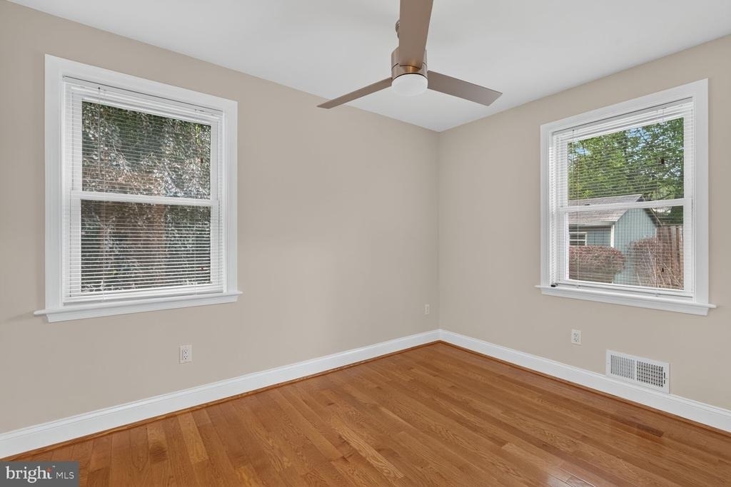 1813 Florin Street - Photo 11