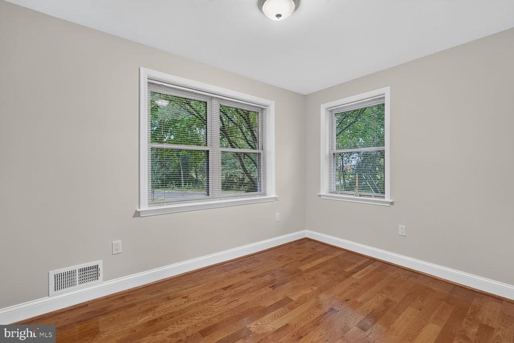 1813 Florin Street - Photo 12