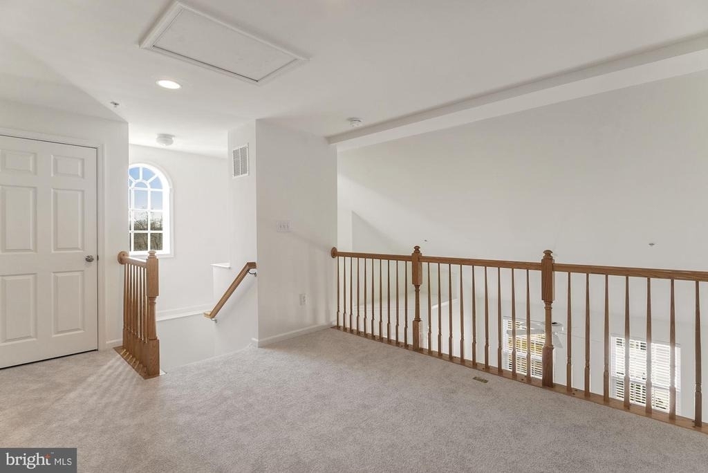 4801 Portsmouth Road - Photo 18
