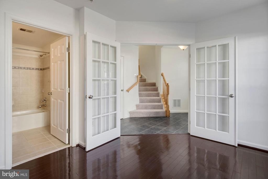 4801 Portsmouth Road - Photo 26