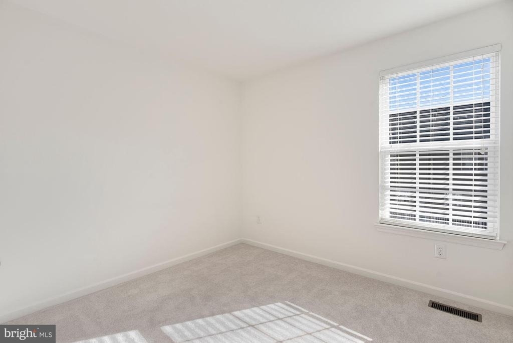 4801 Portsmouth Road - Photo 23