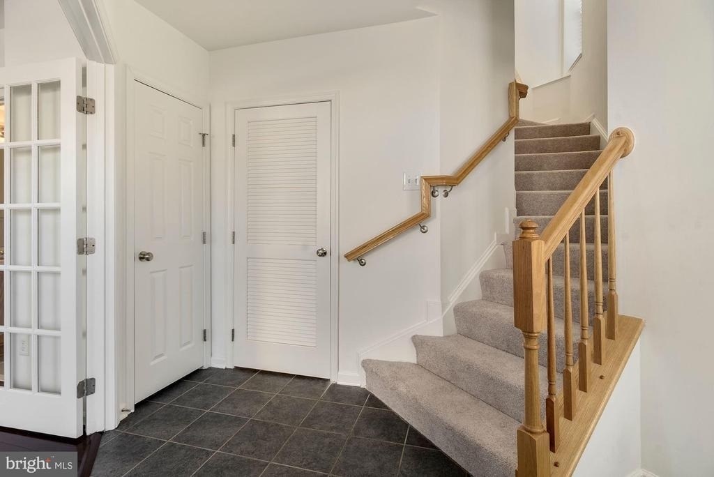 4801 Portsmouth Road - Photo 3