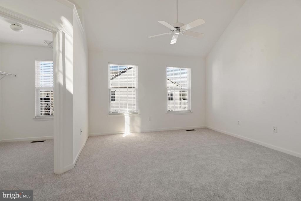 4801 Portsmouth Road - Photo 15
