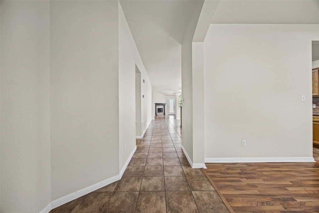 11612 Timber Heights Dr - Photo 6