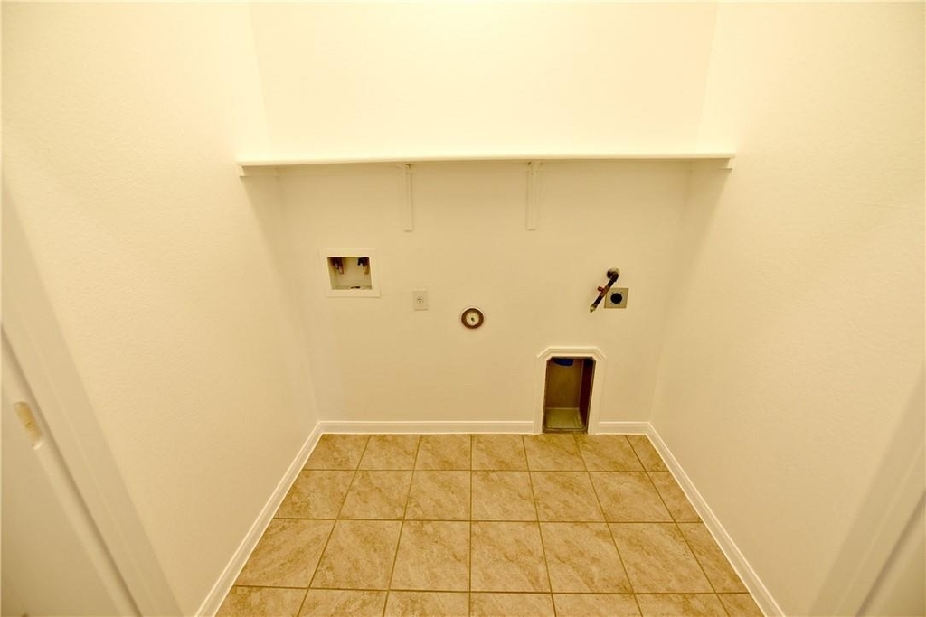 1603 Atlantica St - Photo 15