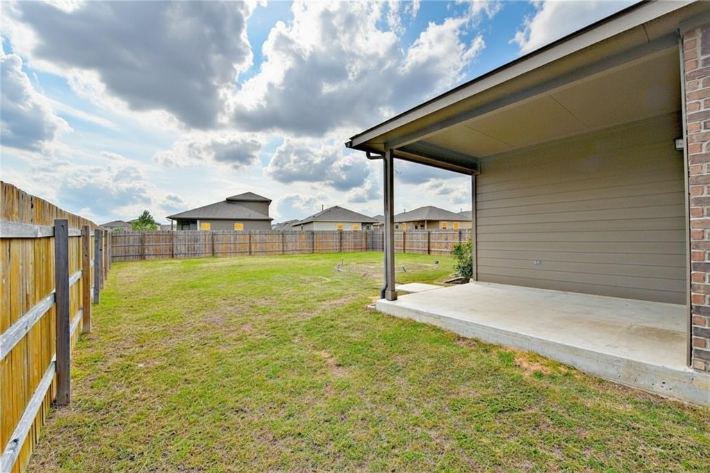 1603 Atlantica St - Photo 16