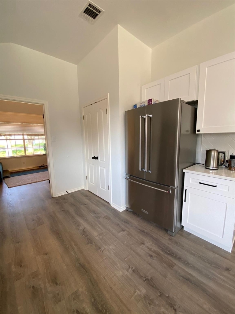 2623 Goldfinch Dr - Photo 7