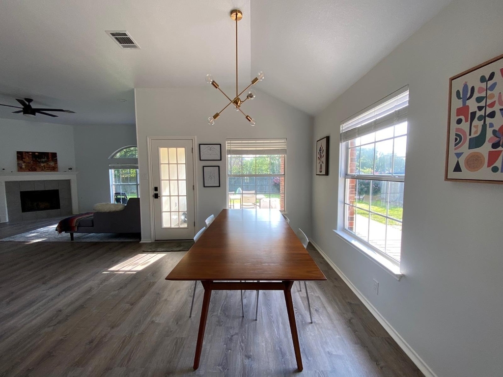 2623 Goldfinch Dr - Photo 10