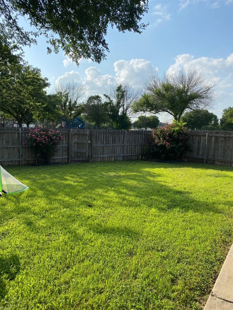 2623 Goldfinch Dr - Photo 16