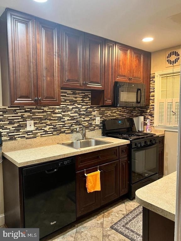 2147 Firethorn - Photo 4