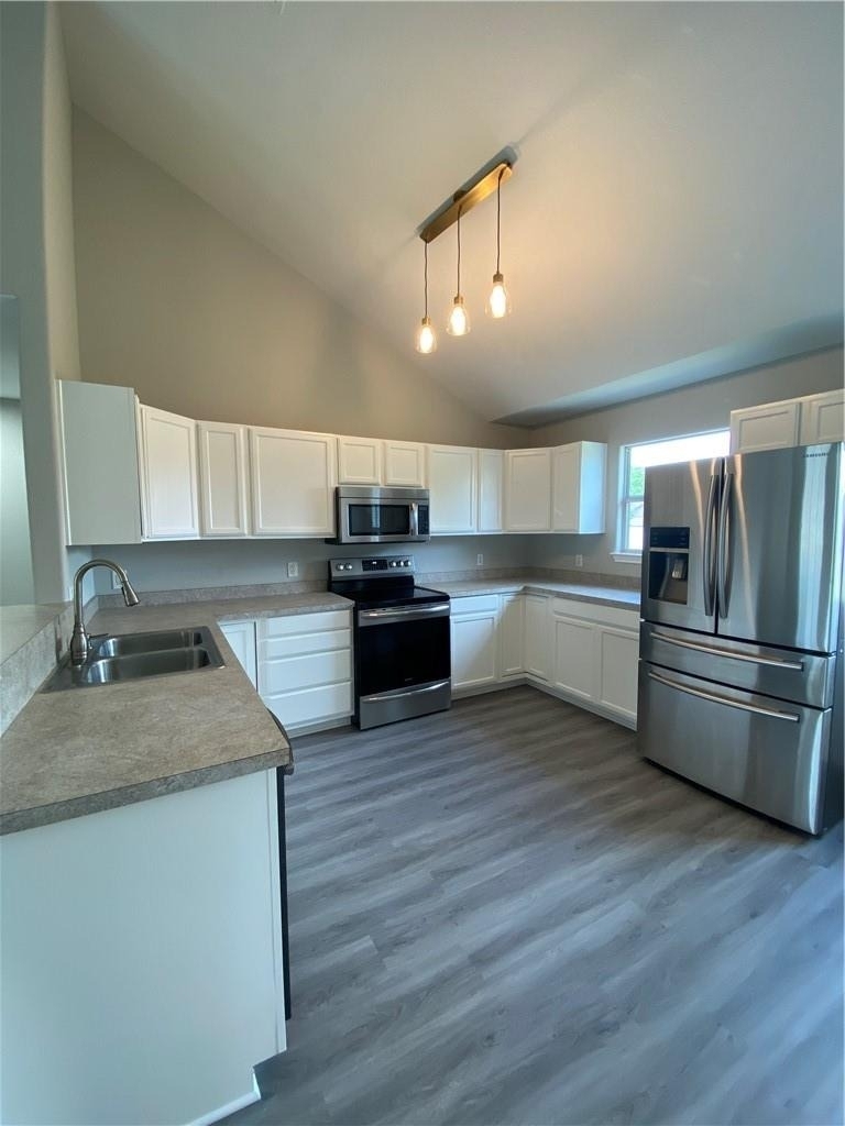 504 Debra Dr - Photo 5