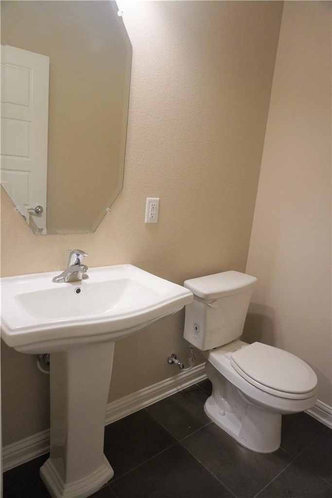 13800 Lyndhurst St - Photo 7