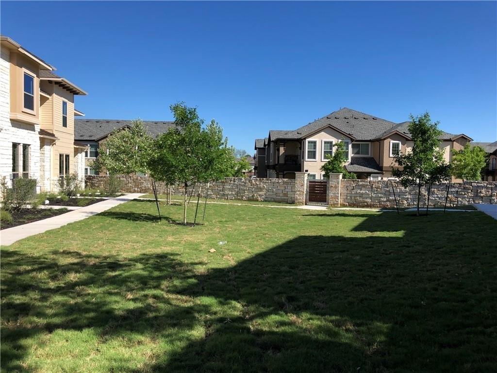 13800 Lyndhurst St - Photo 23