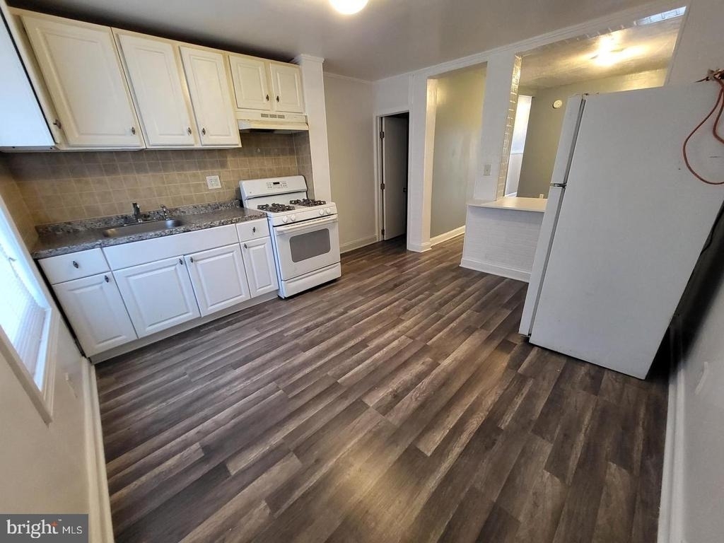 517 N Rose Street - Photo 4