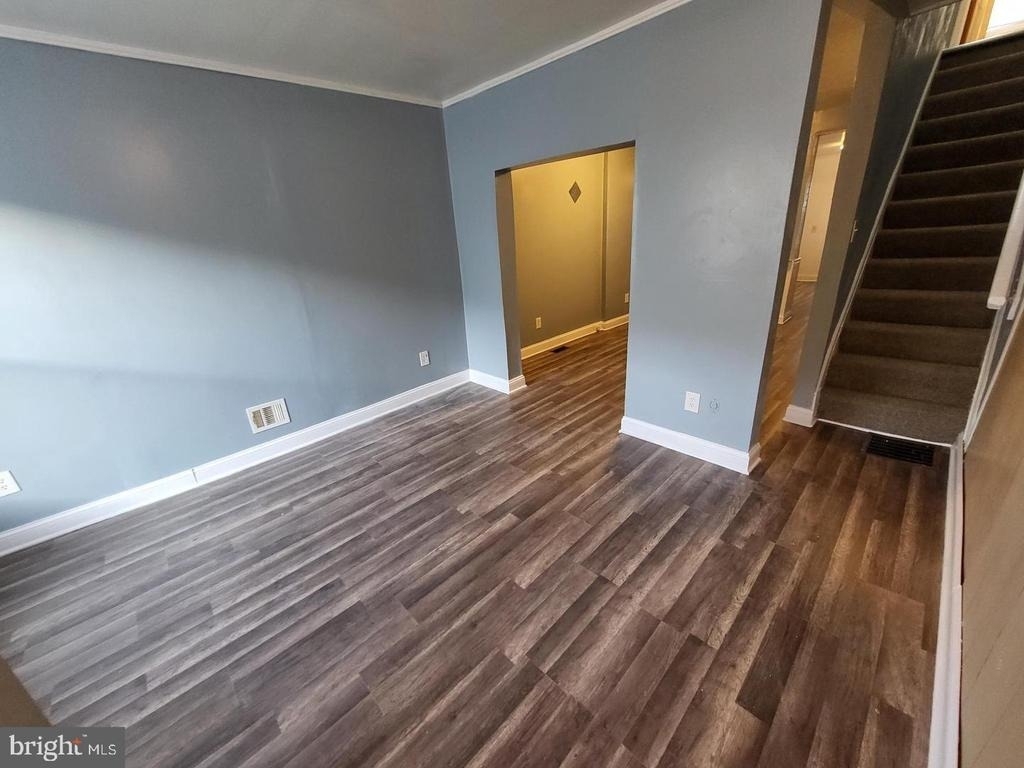 517 N Rose Street - Photo 1