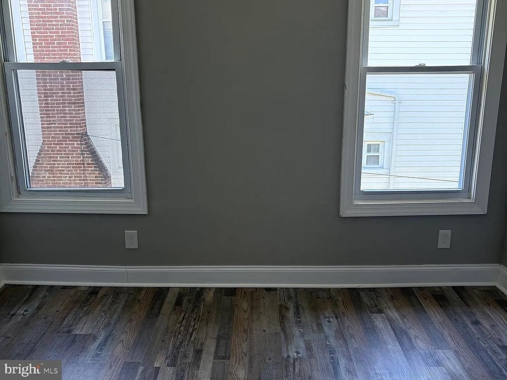 3200 Elgin Avenue - Photo 8