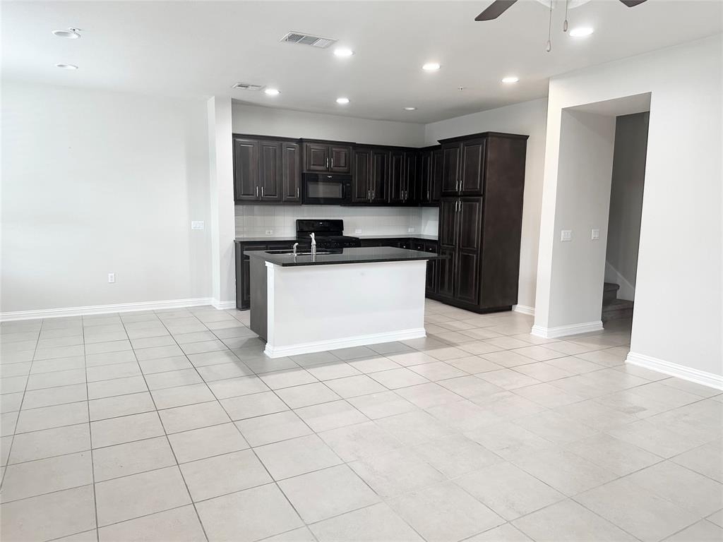 6814 E Riverside Dr - Photo 3