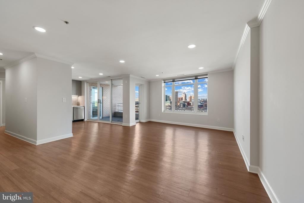 100 Harborview Drive - Photo 33
