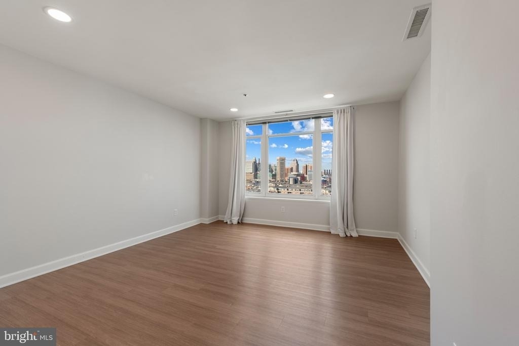 100 Harborview Drive - Photo 39