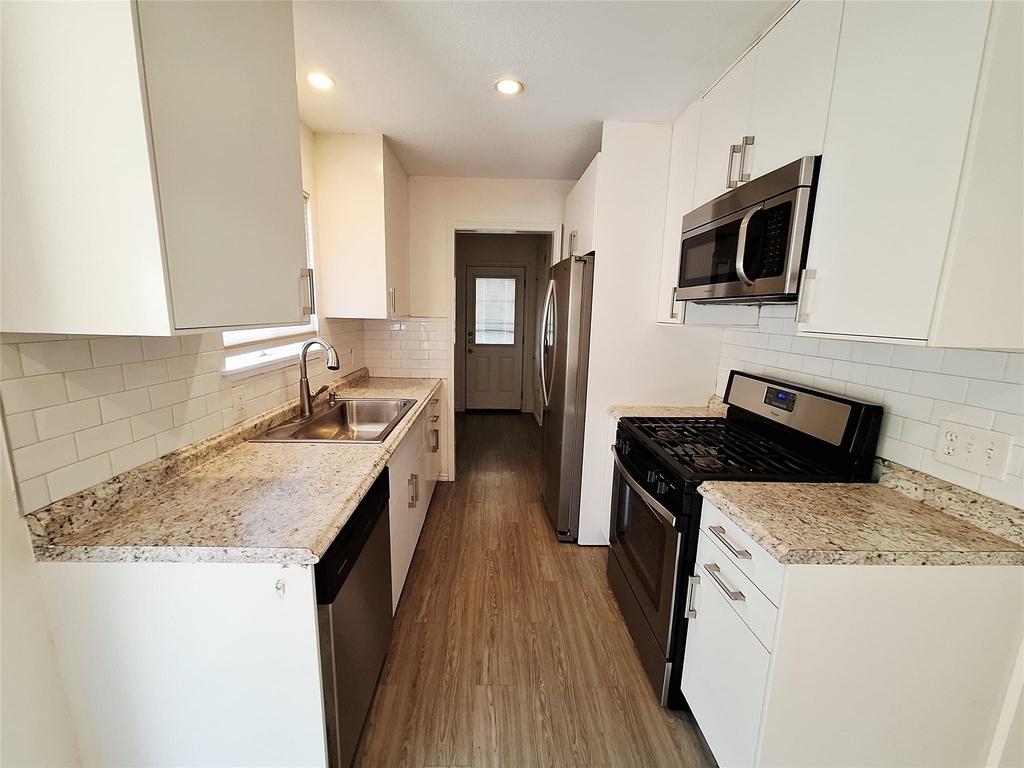 1200 Inland Green - Photo 5