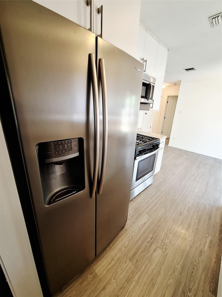 1200 Inland Green - Photo 10