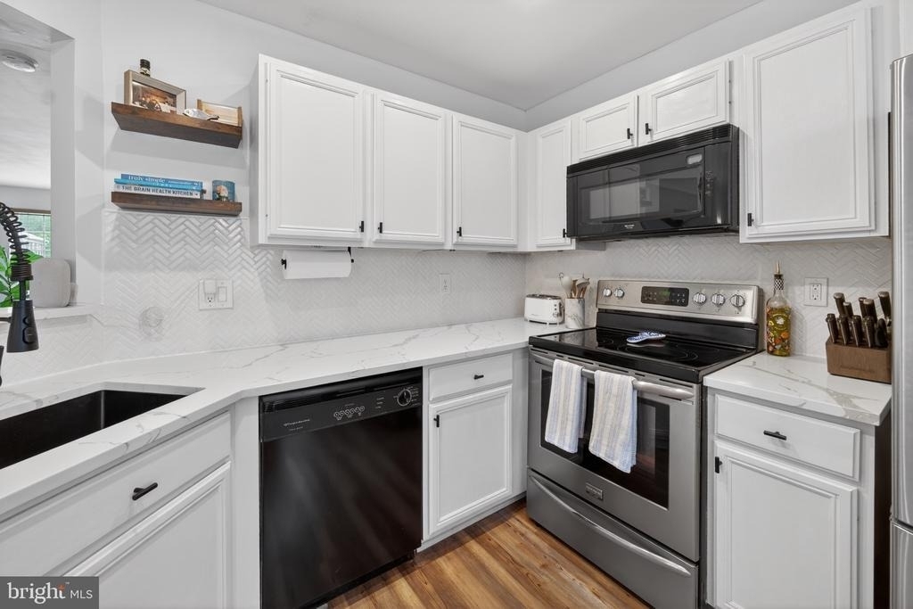 149 Quiet Waters Place - Photo 12