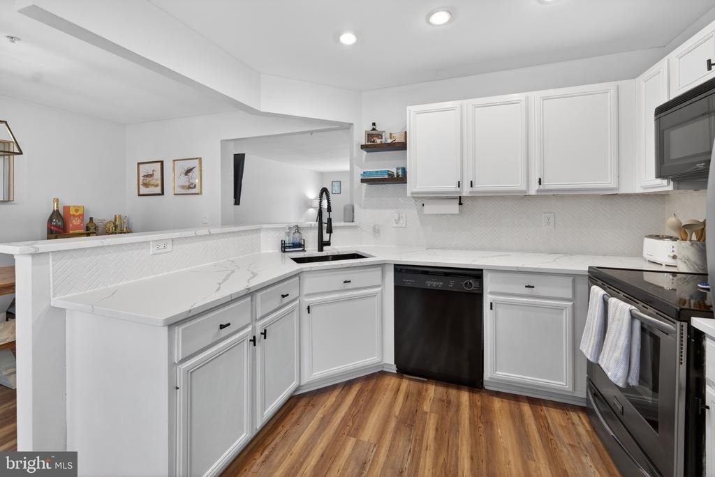 149 Quiet Waters Place - Photo 17