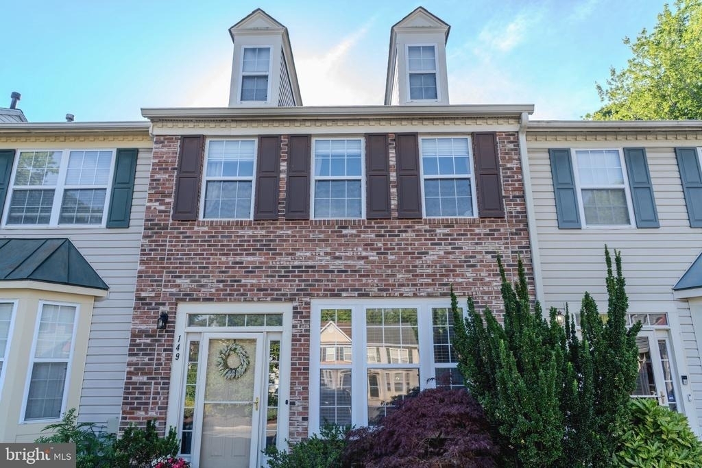 149 Quiet Waters Place - Photo 1