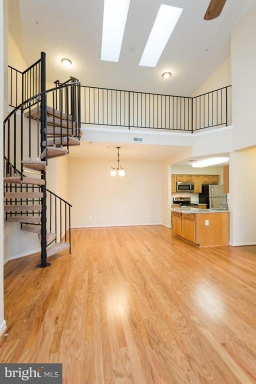 2013 Warners Terrace S - Photo 0
