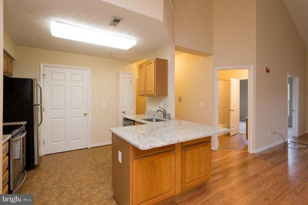 2013 Warners Terrace S - Photo 3