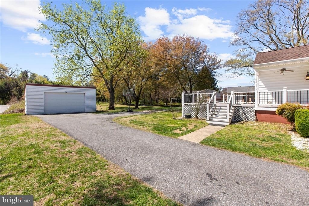 161 Margate Drive - Photo 2