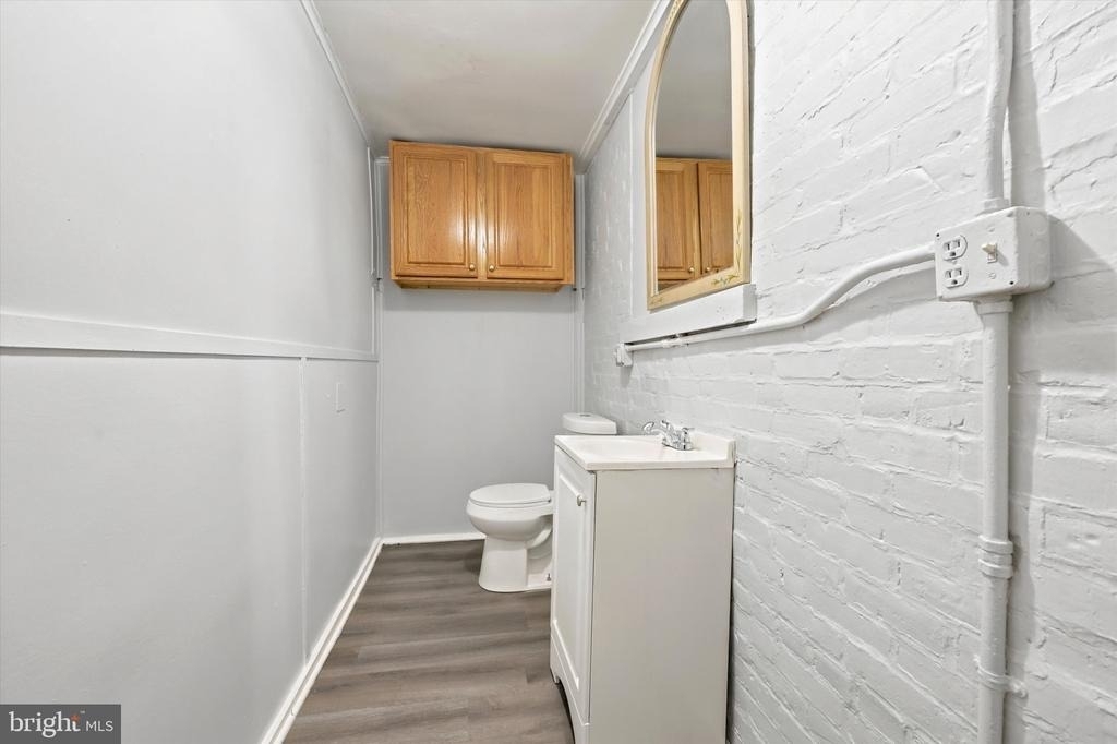 502 N Clayton Street - Photo 7