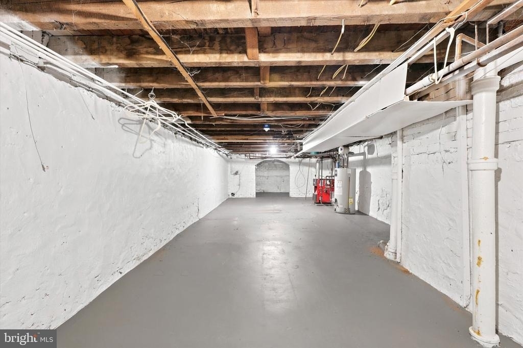 502 N Clayton Street - Photo 12