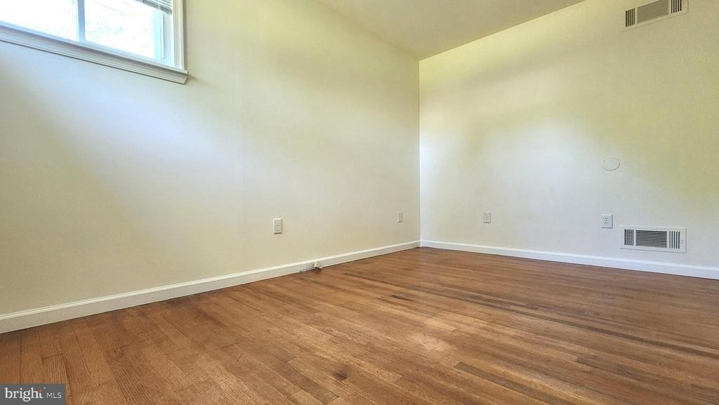 5 Glenwood Drive - Photo 24