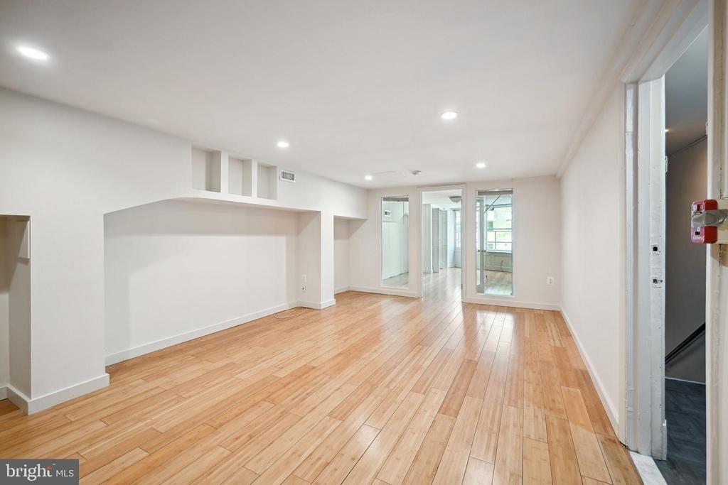 1308 18th Street Nw - Photo 3