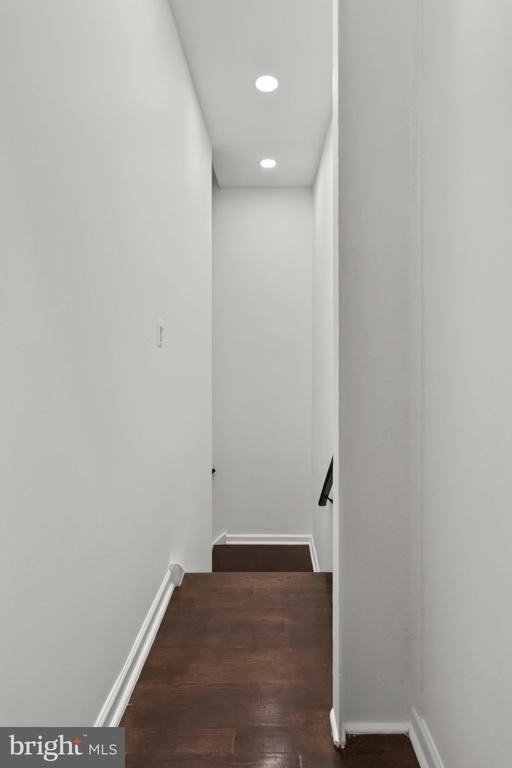 738 11th Street Ne - Photo 6