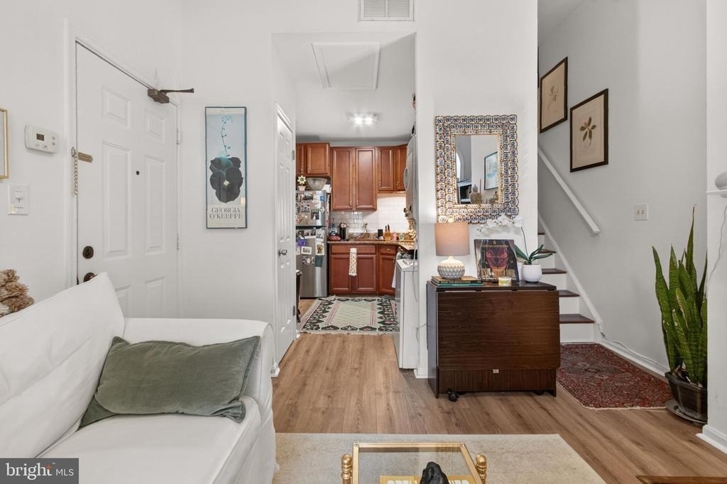738 11th Street Ne - Photo 10