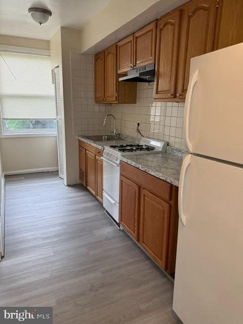 1014 Ne 48th Place Ne - Photo 3
