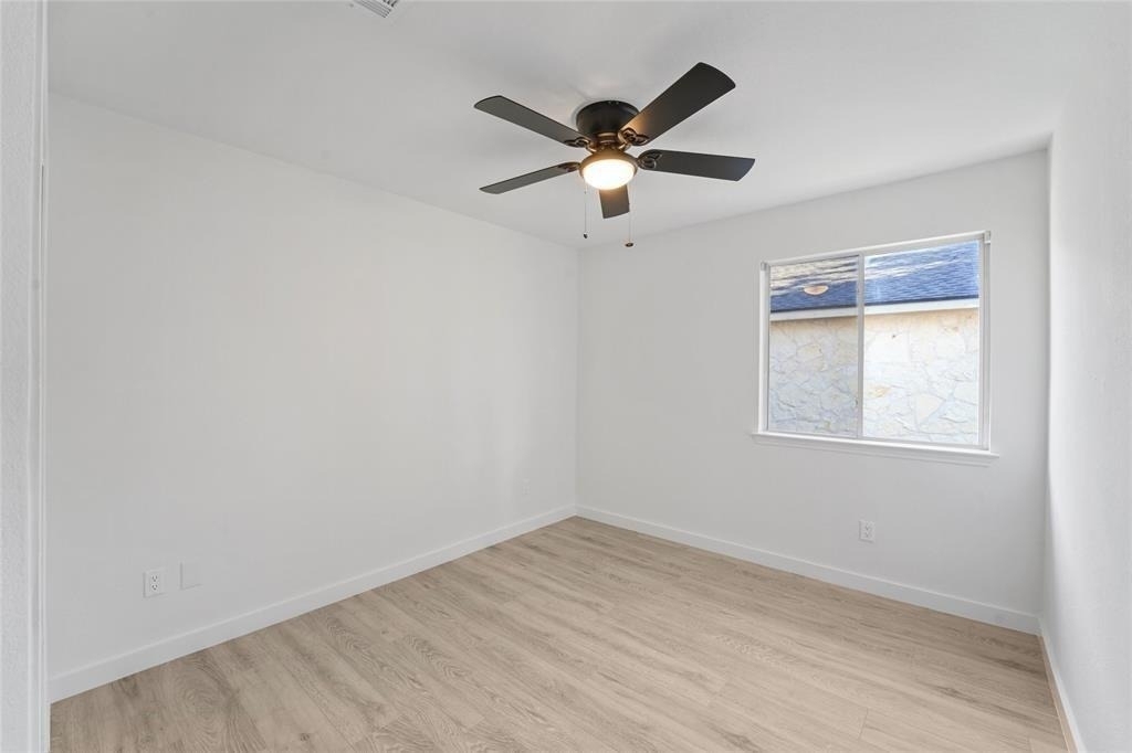 2537 Vernell Way - Photo 10