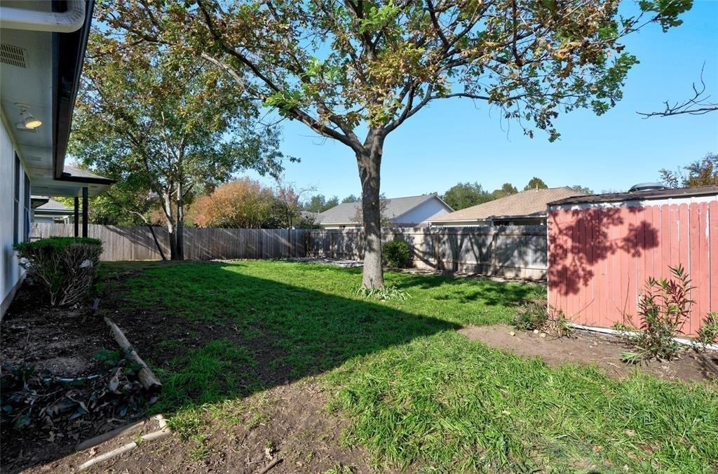 2537 Vernell Way - Photo 25